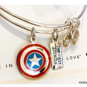 EUC, Alex and Ani, Captain America Bracelet with Red and Blue Shield Charm